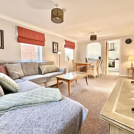Fewster With Free Parking Apartment York