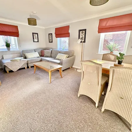Apartment Fewster With Free Parking *