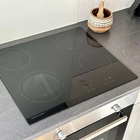 Fewster With Free Parking Apartmán