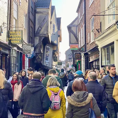 Fewster With Free Parking York