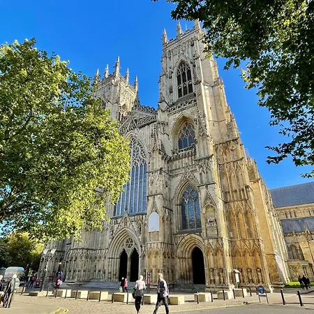 Fewster With Free Parking